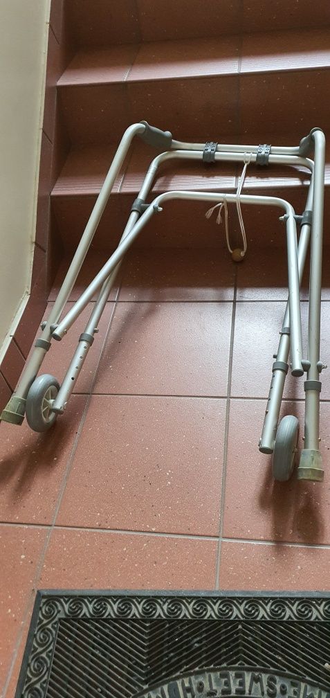 Balkonik rehabilitacyjny szary z kulką Reha-Fund RF-100