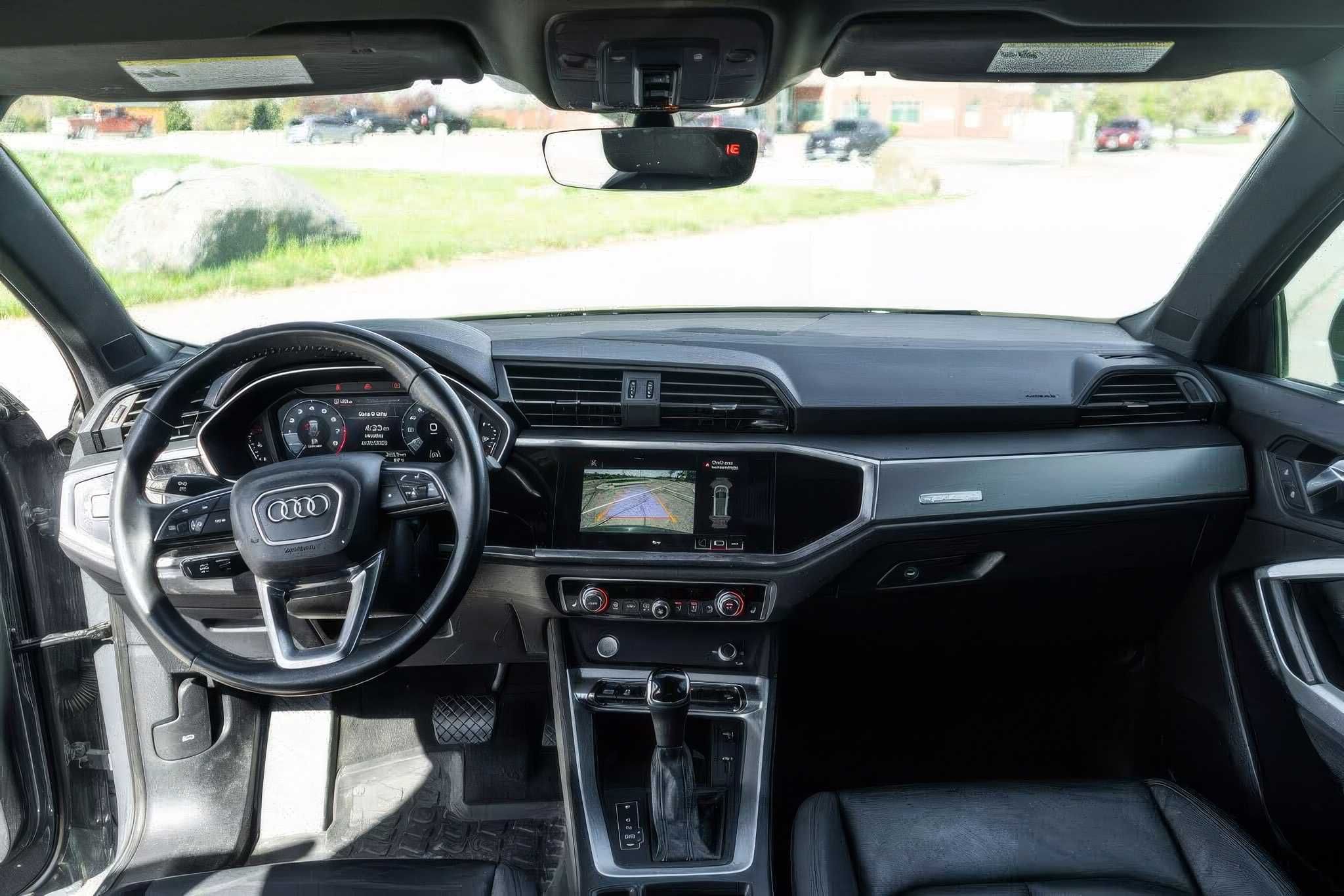 2020 Audi Q3 quattro Premium Plus 40 TFSI