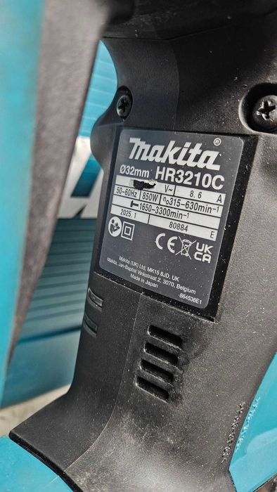 Młotowiertarka Makita HR3210C 850W 5,0J AVT