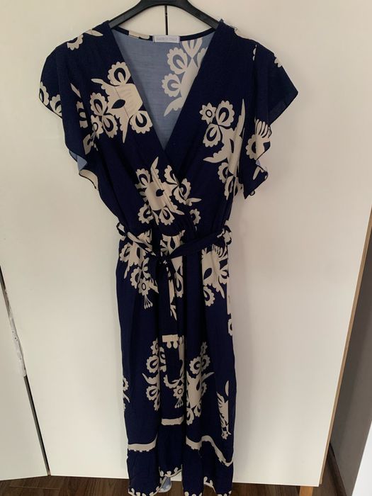 Sukienka  Rylko.   .