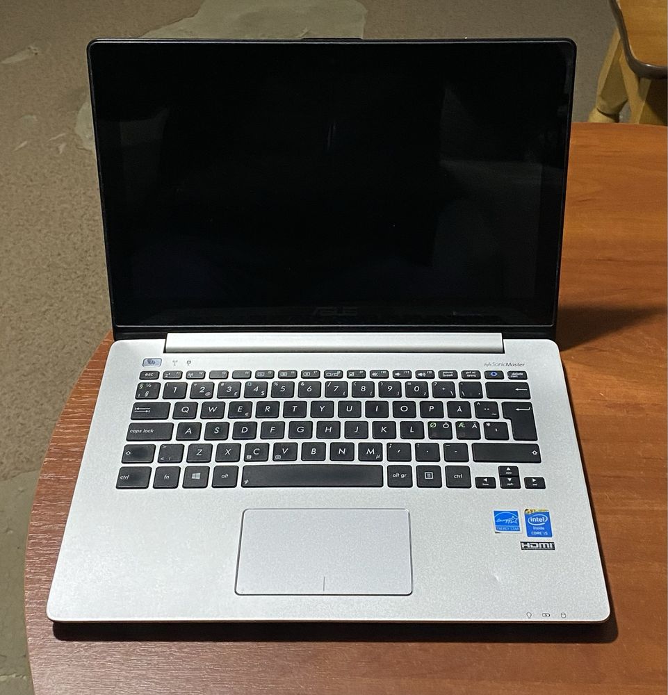 Ноутбук Asus R304L 13.3"/8GB RAM/500GB HDD/i5-4200! N2237