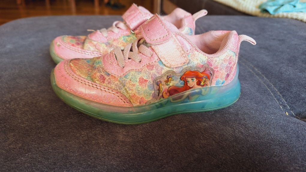 Buty Disney Ariel świecące rozmiar 26