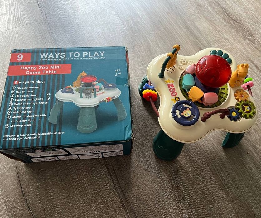 Музикальна дитяча іграшка +8м