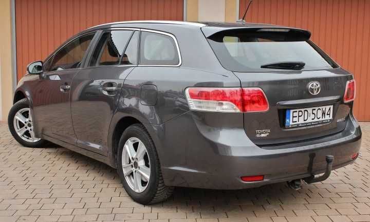 Toyota Avensis 2009