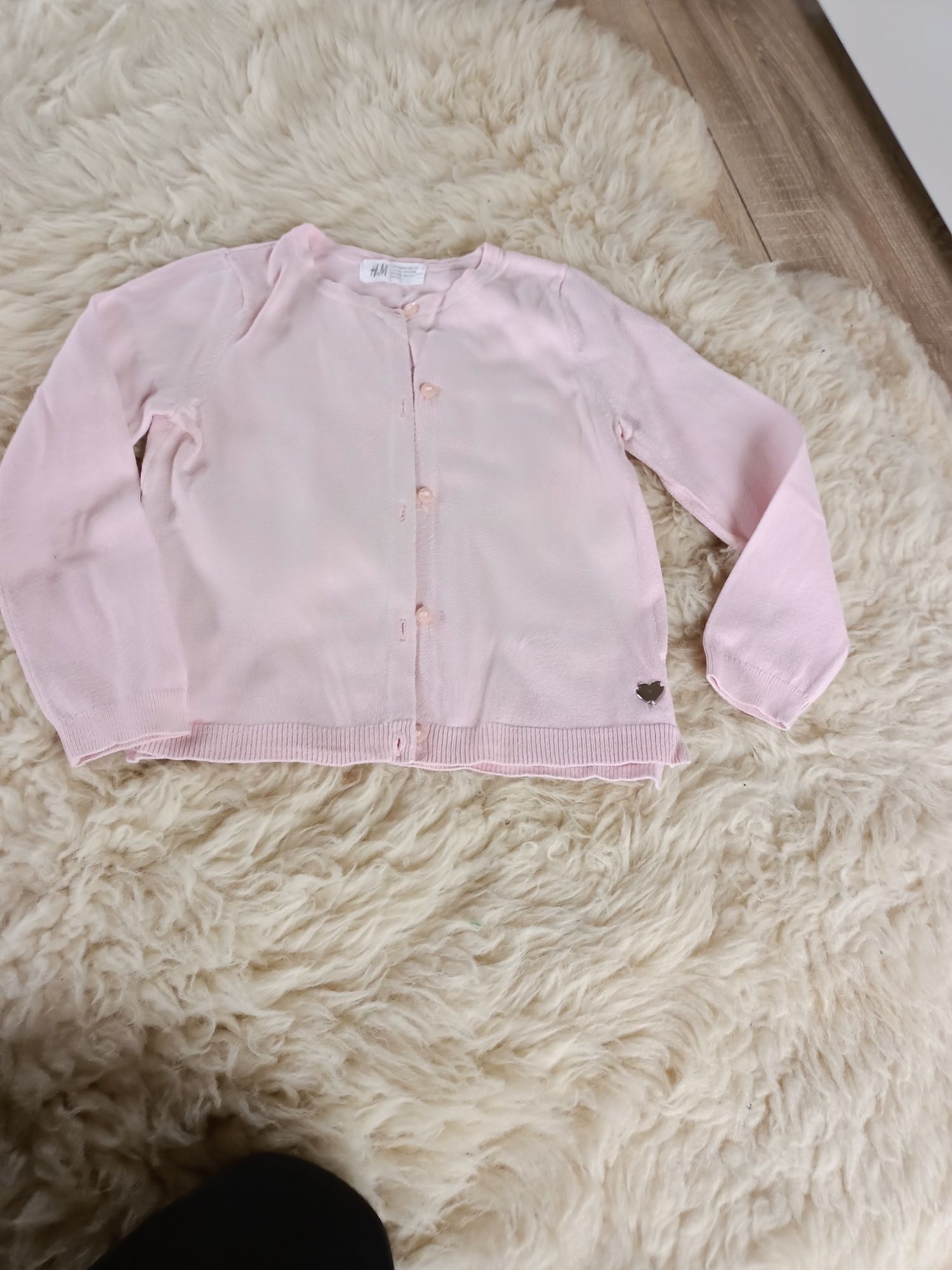110/116 Sweterek H&M jasny róż zapinanu