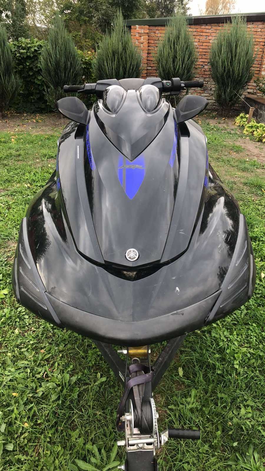 Yamaha WaveRunner 2014