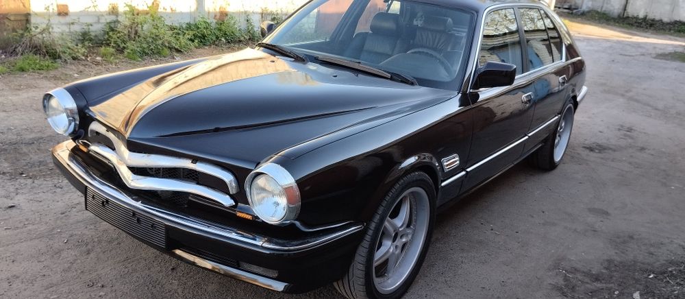 Ретро автомобіль