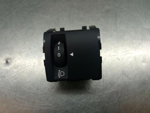 Comando / botão / interruptor multifunções RENAULT Kadjar (HA_, HL_)