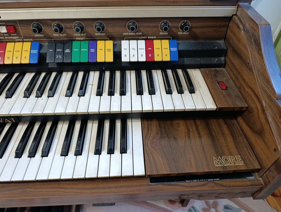 Электронный орган KAWAI