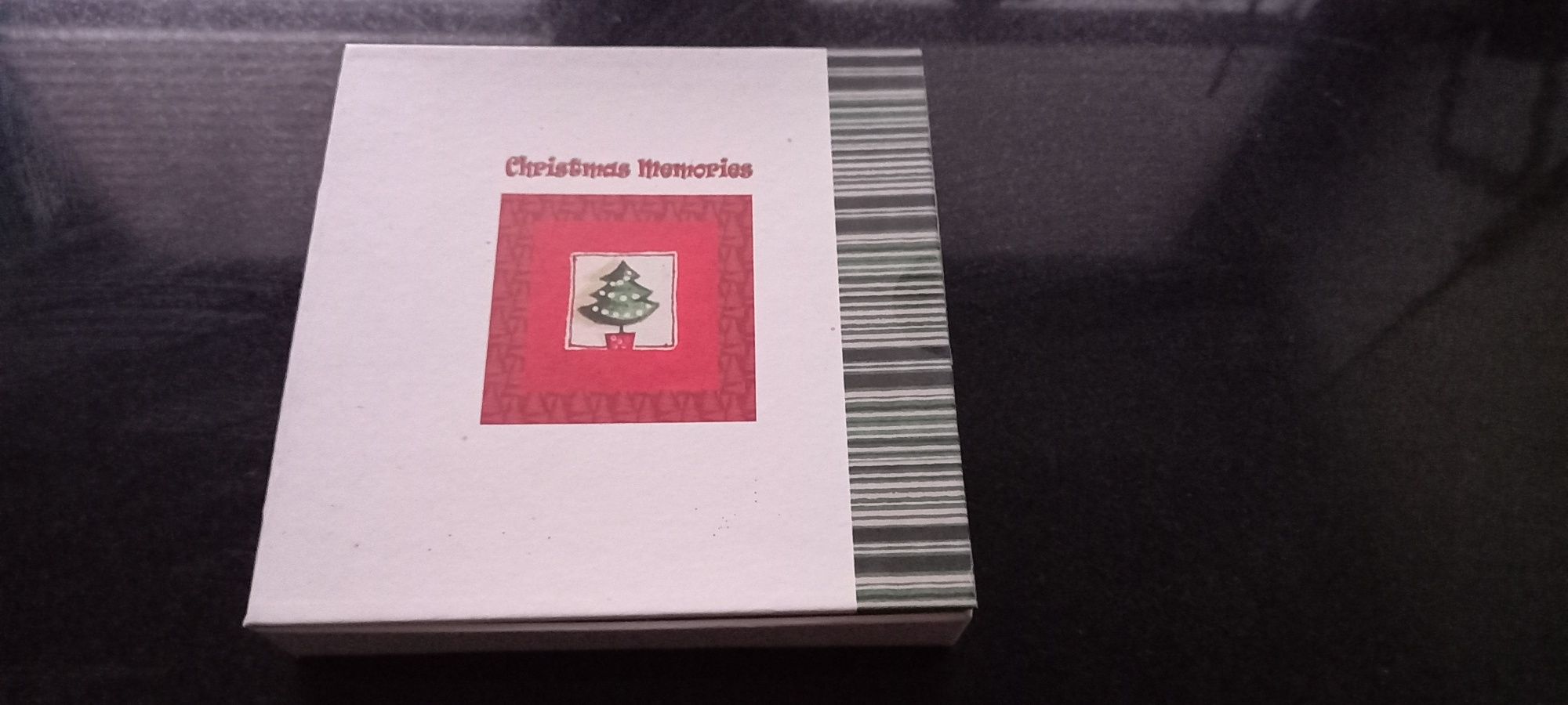 Płyta z repertuarem świątecznym Christmas Memories
