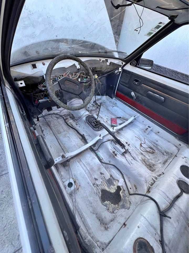 Peugeot 205 Turbo Diesel 3P / 5L – Versão Rara de Fábrica
