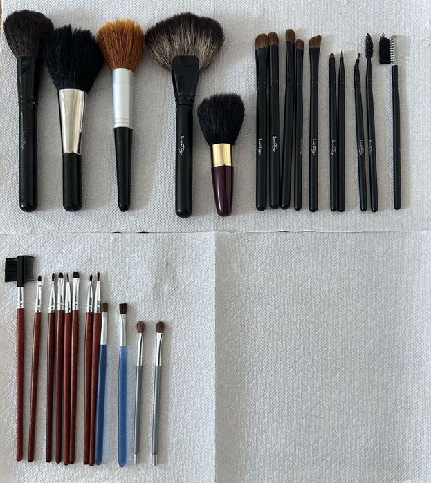 Duzy zestaw pedzli do makijazu