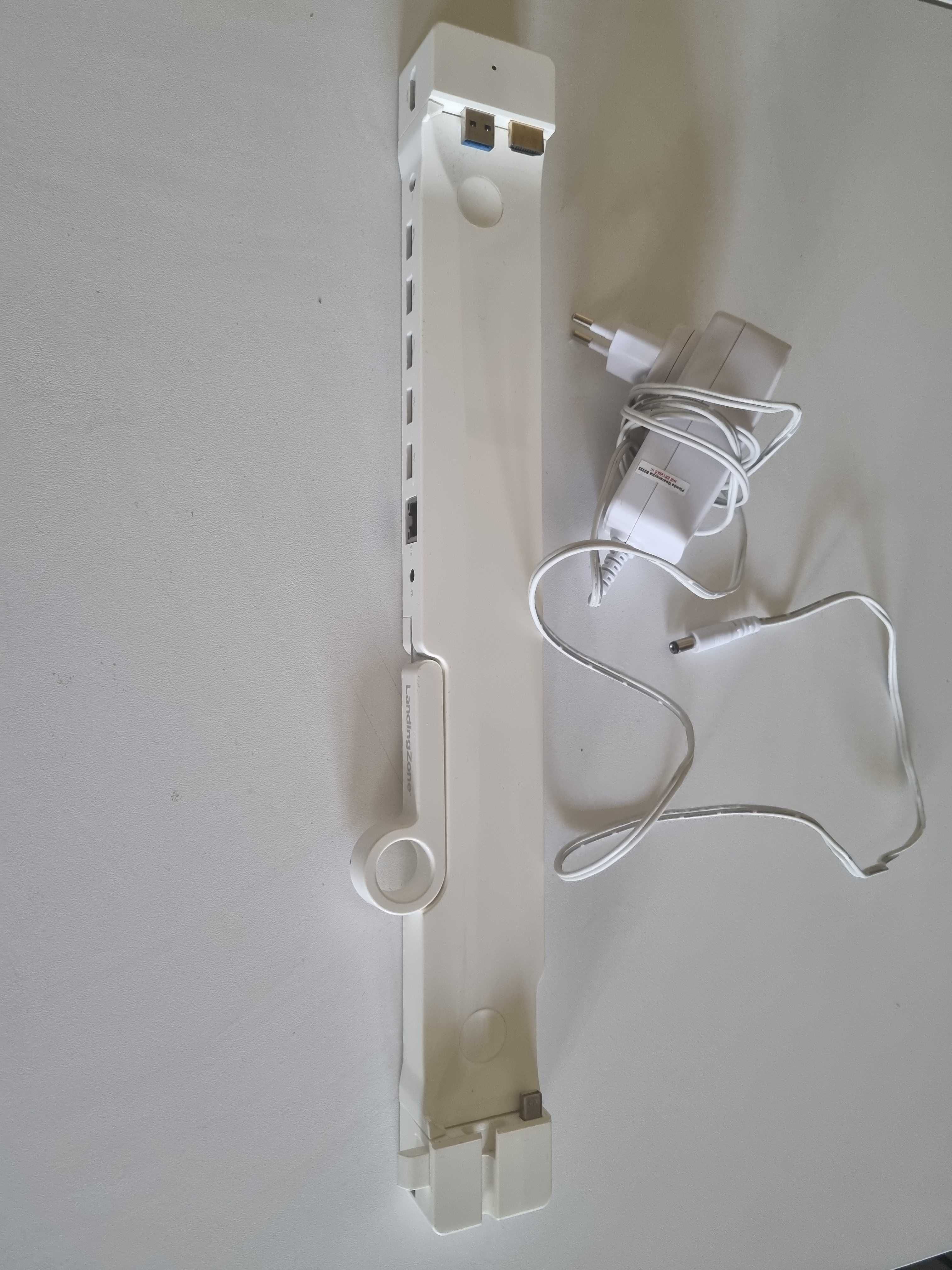 Stacja dokujaca do MacBook Pro 15”