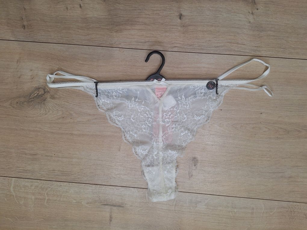 Hunkemöller Stringi r. 3XL nowe