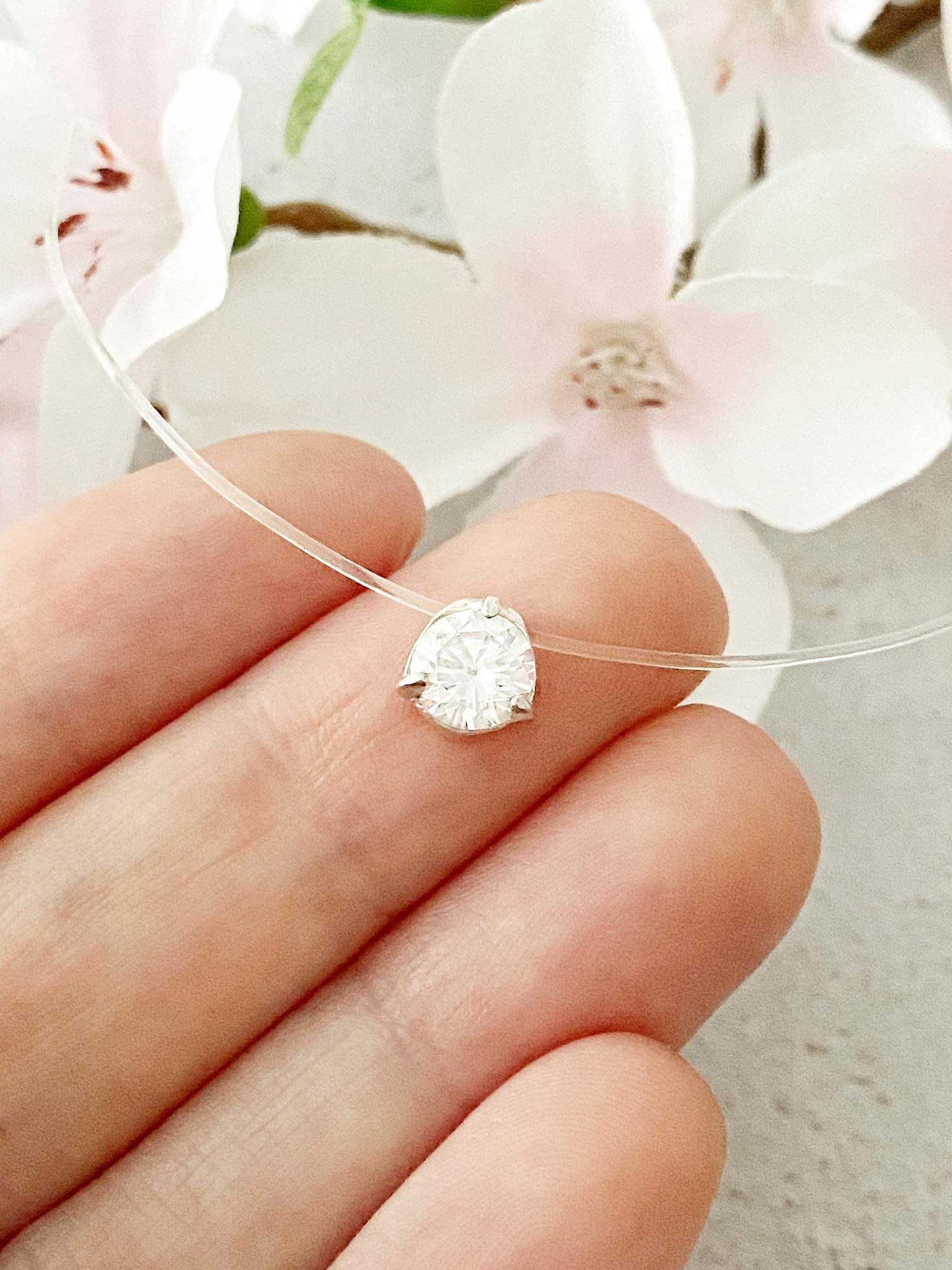 Камушек на Леске, Кристалл на Леске, Циркон на Леске.Серебро 925 пробы