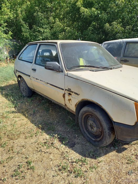 Продам заз1102...