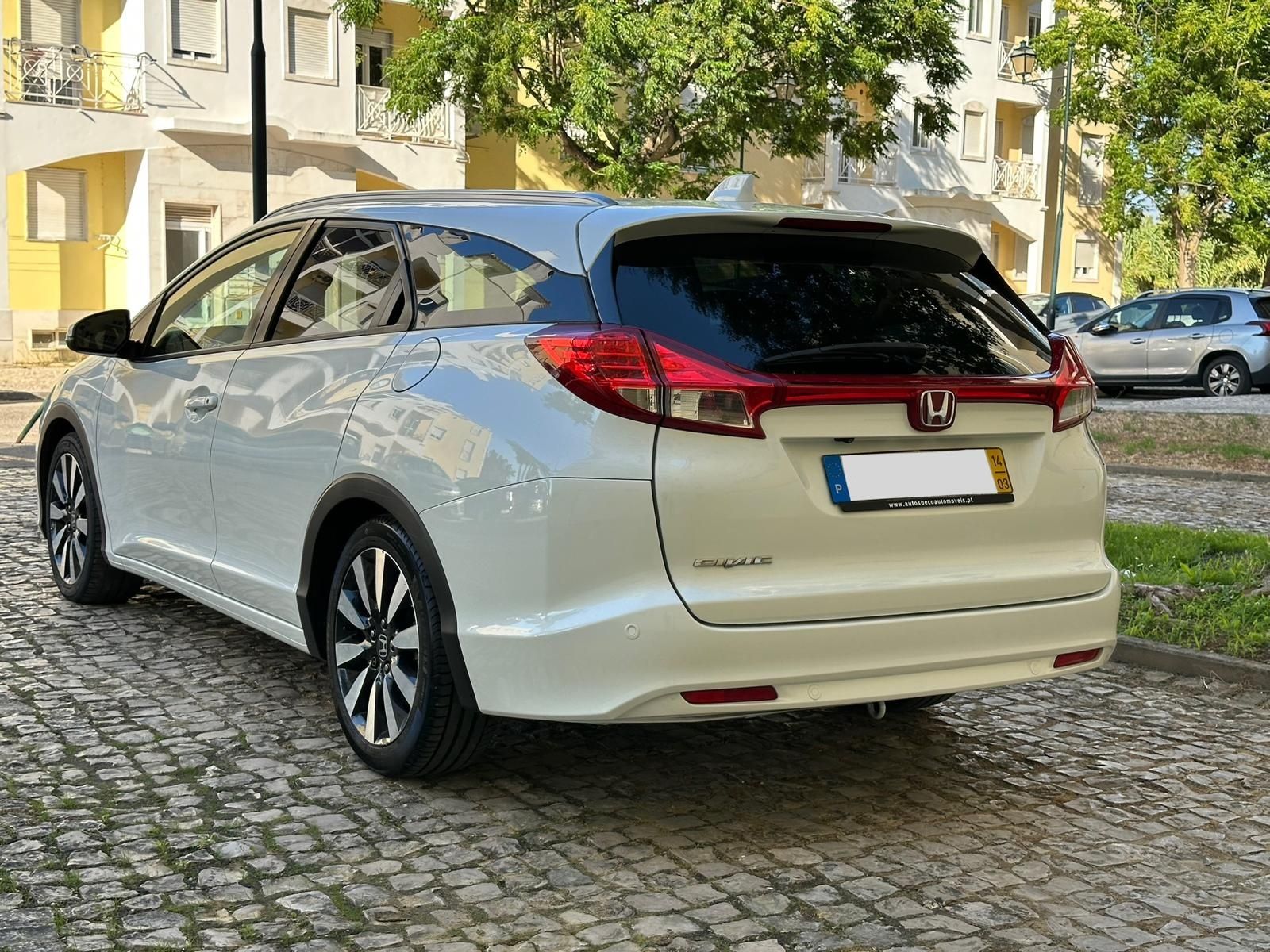 Honda Civic tourer excelente estado com  revisões na marca