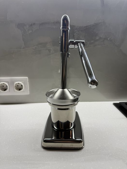 Соковижималка ручна