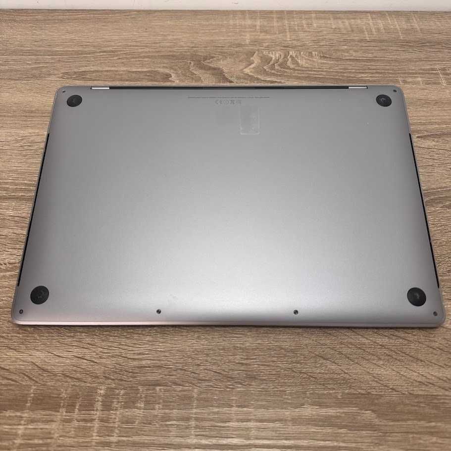 MacBook Pro 15" i7/16Gb DDR4/SSD 256Gb/Radeon 555 2Gb (код: M0603)
