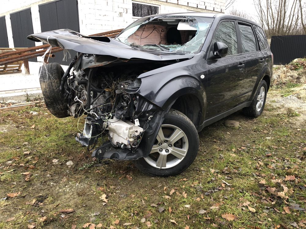 Subaru Forester 2,0 diesel 2012року.