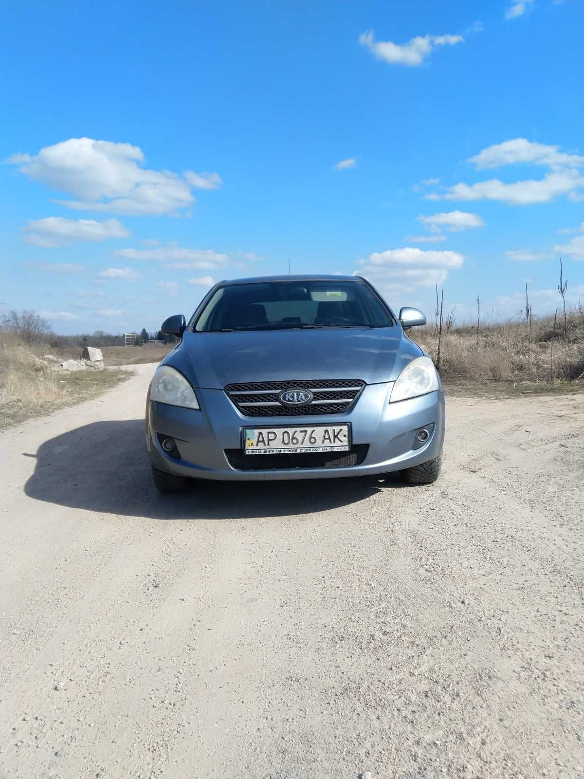 Продам KIA CEED, 2.0