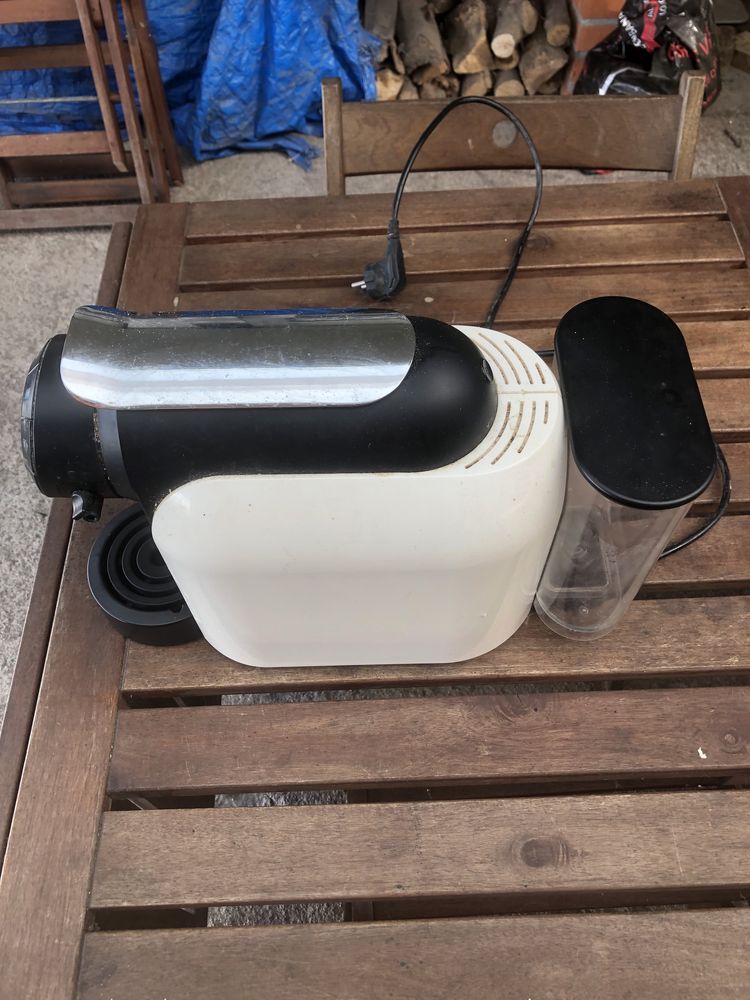 Maquina de Café Delta MilkQool
