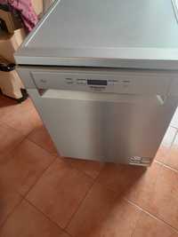 Maquina Ariston Hotpoint como nova