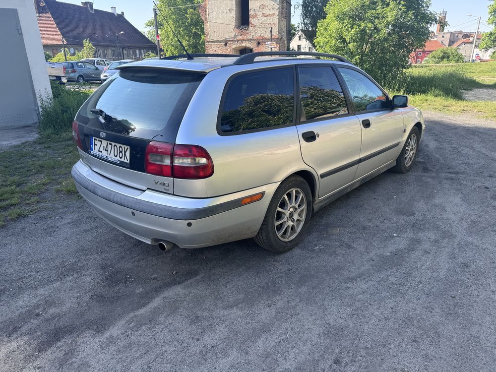 Lpg 2002r volvo v40