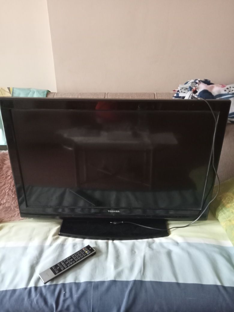 Telewizor Toshiba LCD 37 cali Colour TV