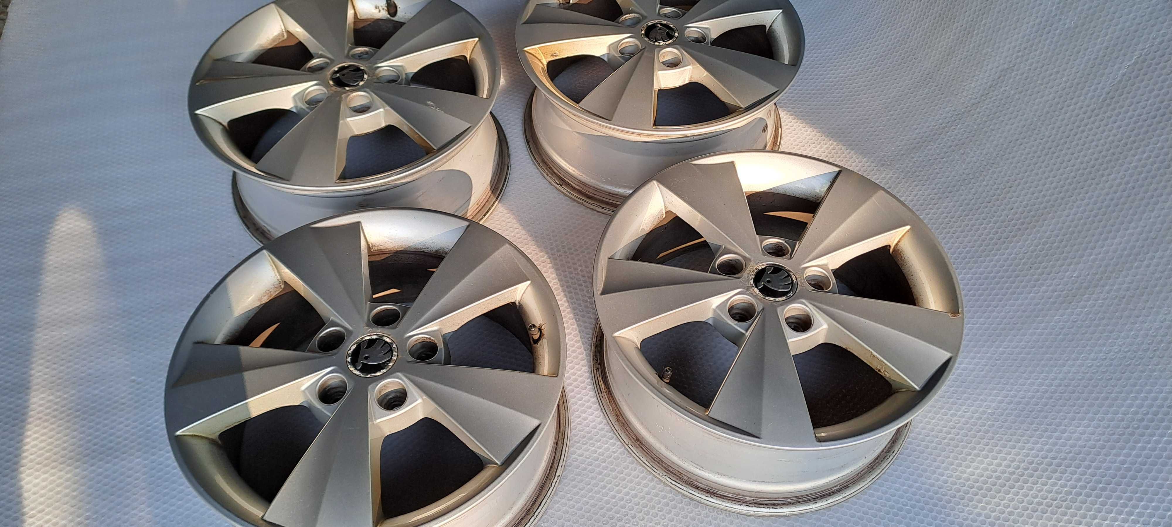 SKODA 5E0 ORG. Felgi 6,5J / 16" / 5x112 / ET46 / Komplet 4szt