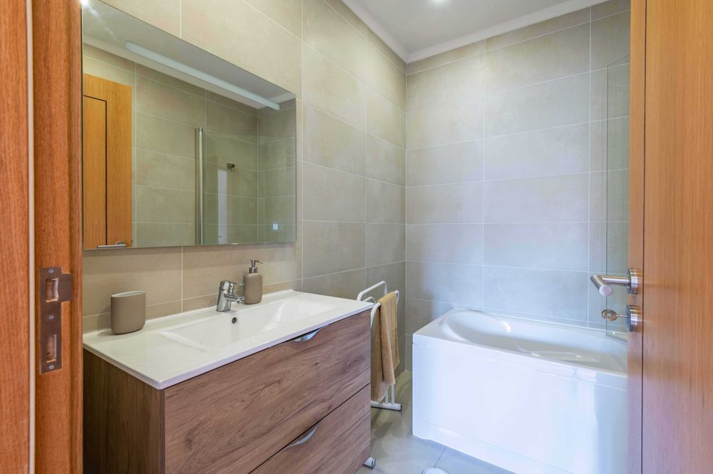 V3 + 1 com piscina priv. e próx. a praia - Vivenda Sol by Gabi Miguel