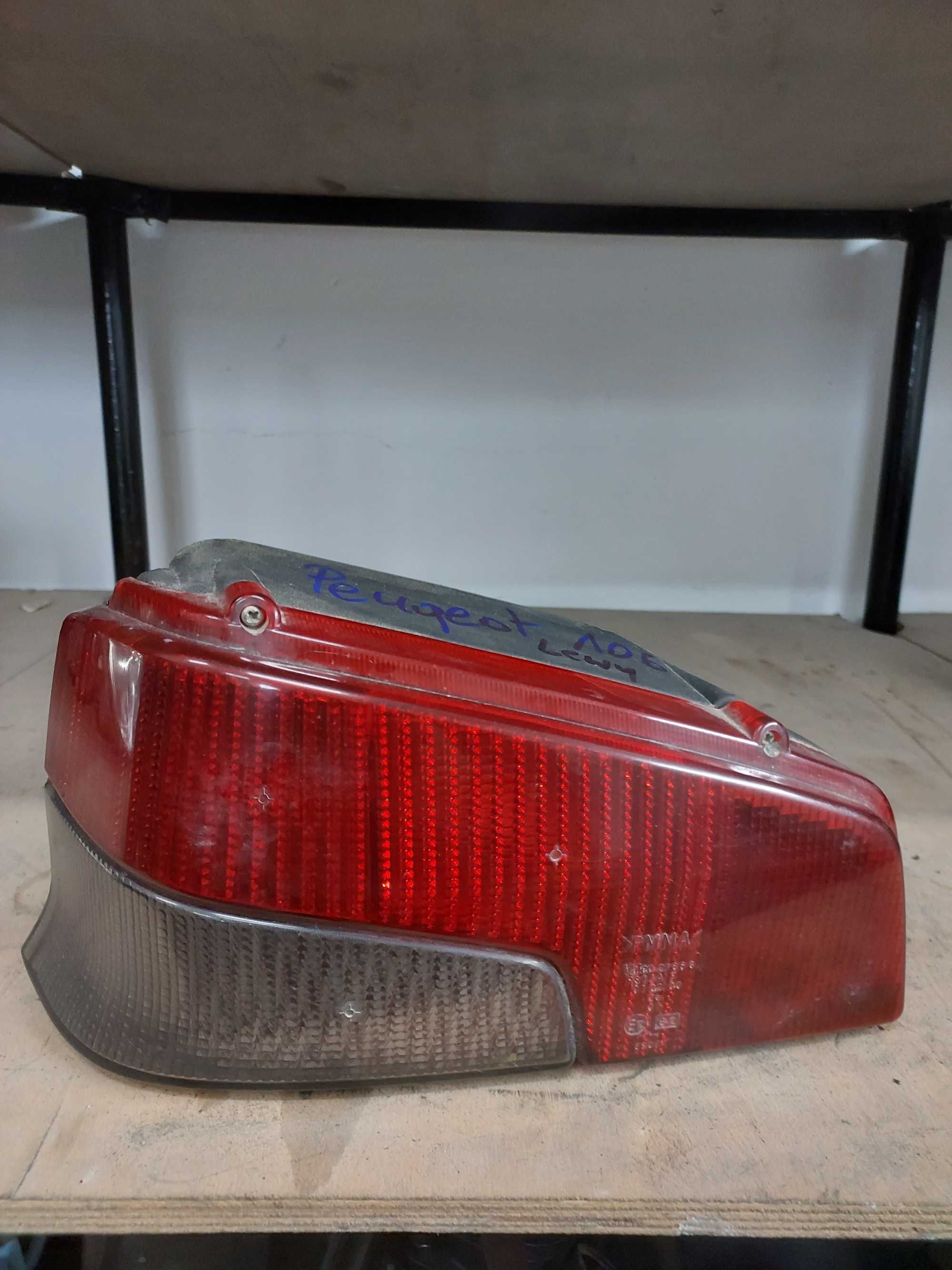 Lampa L/P tył Peugeot 106