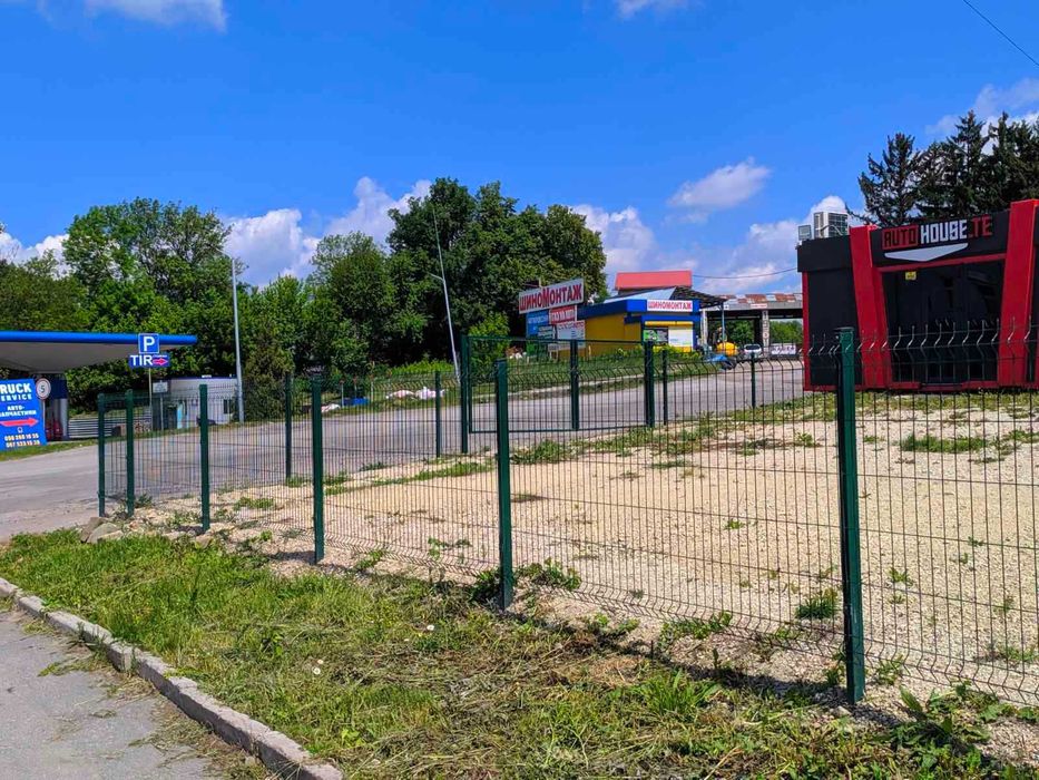 автостоянка в оренду