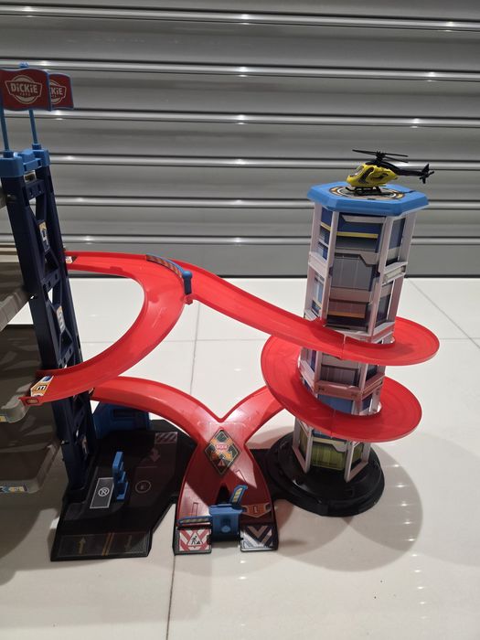 Garagem de Estacionamento da Dickie Toys