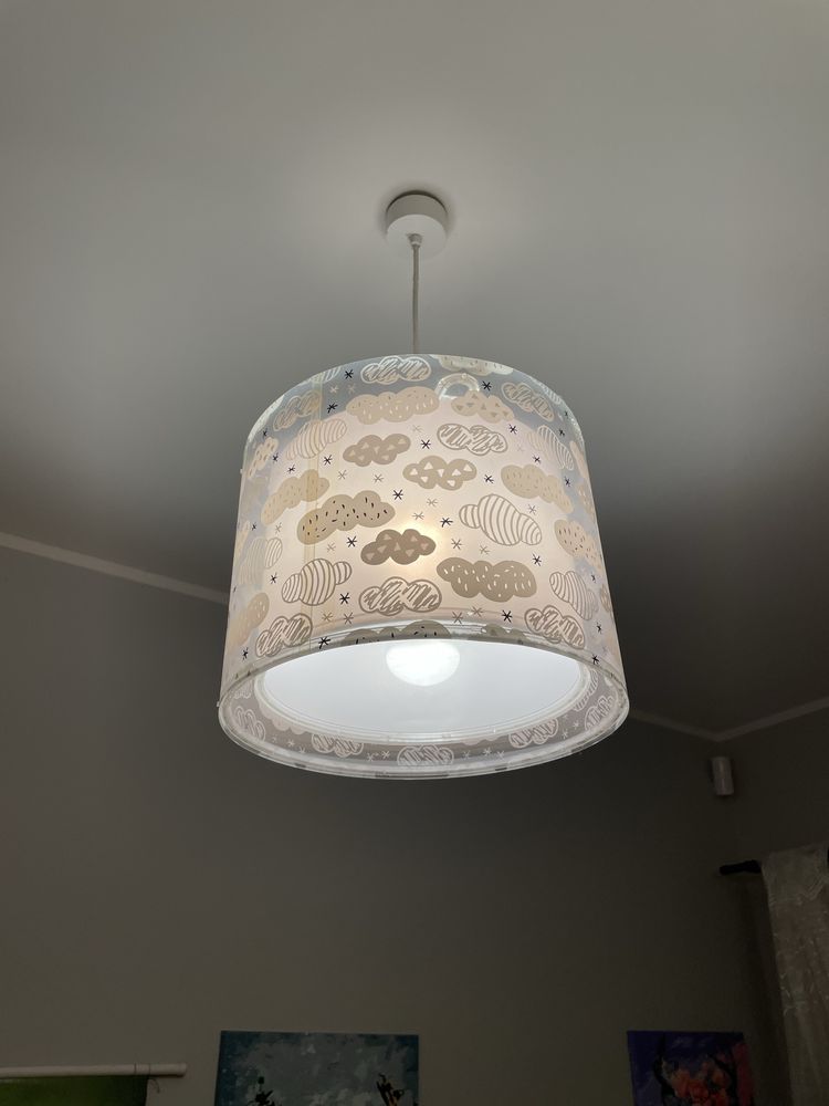 Lampa wisząca do pokoju dziecka