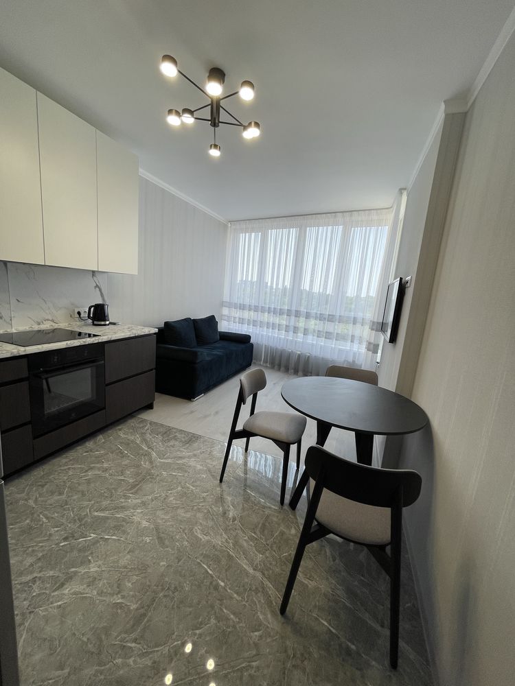 Перша здача ! ЖК Медовий, Кадетський гай, 10, нова 1 к.кв. 41 кв.м