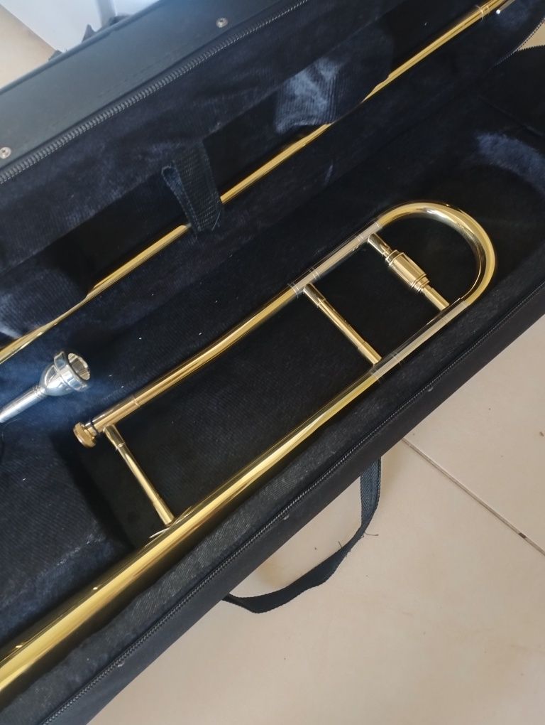 Trombone de vara novo