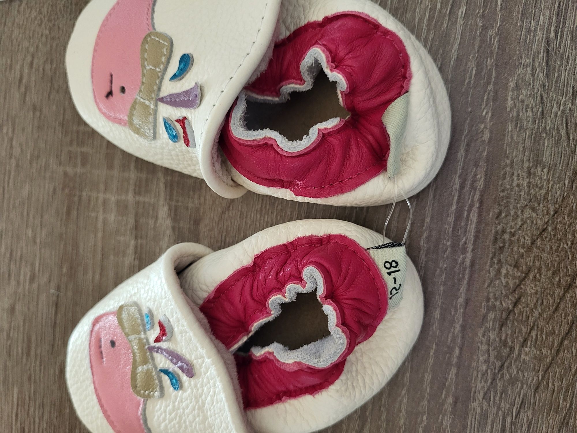 Kapcie miękkie 12-18 miesiecy 13,5 cm