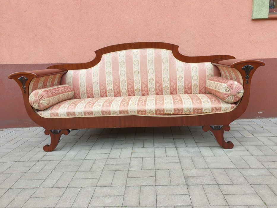 Piękna Sofa Bidermeier