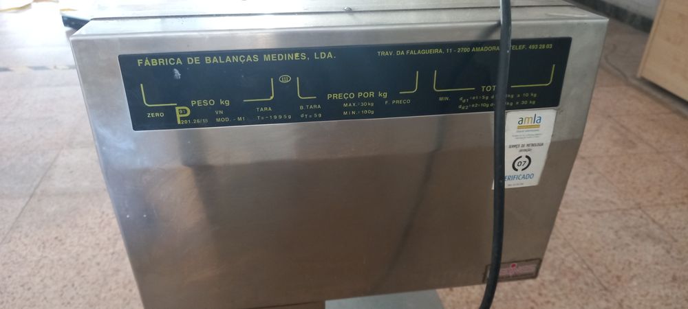 Balança digital Medines