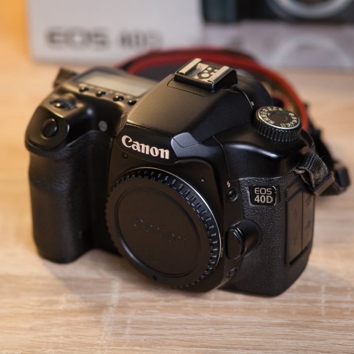 Фотоаппарат Canon EOS 40D body