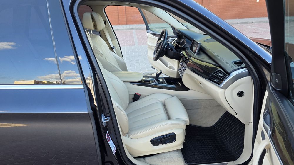 Bmw x5 rok 2014 silnik 3.0 diesel 313 km bogate wyposażenie zamiana