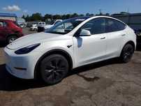 Tesla Model Y 2024 року