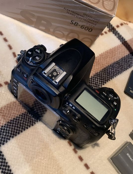 Nikon D700 Body + baterie i karta
