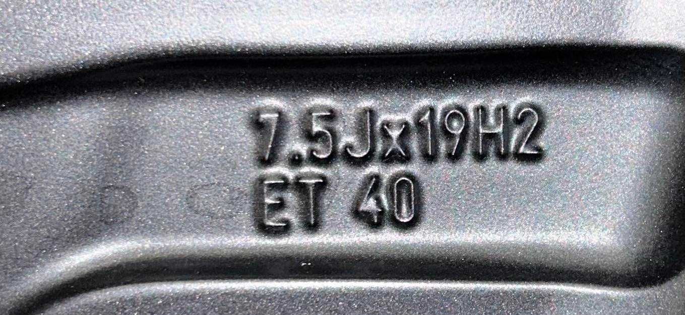 Felgi Aluminiowe Oryginał Ronal Mopar  5x110 7.5J x 19'' ET 40 JEEP