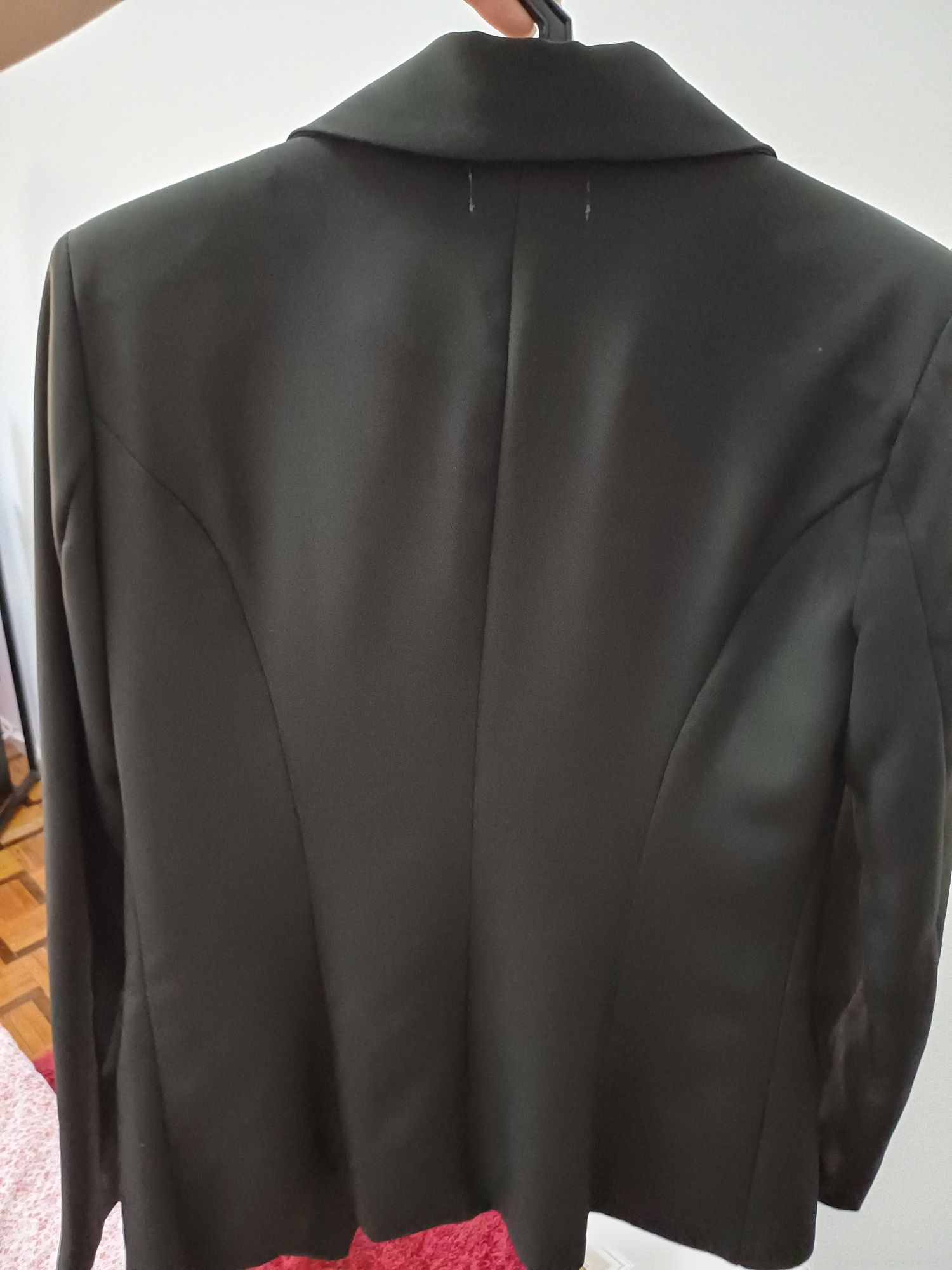 Vendo blazer preto