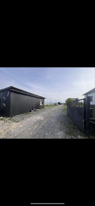 Здам в оренду територію під автостоянку та шиномонтаж!