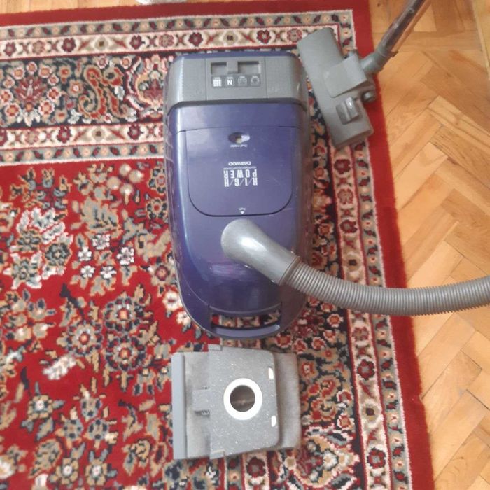 Пилесос б/у DAEWOO