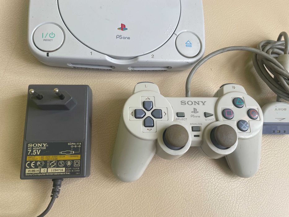 Konsola PlayStation 1 PSone SCPH-102 Przerobiona CHIP + Gratis