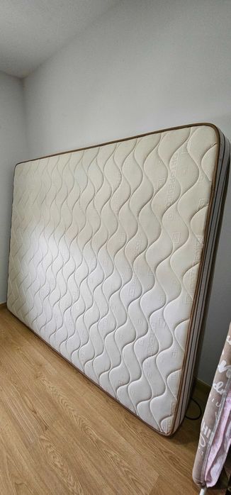 Colchão molas ortopédico QUEEN